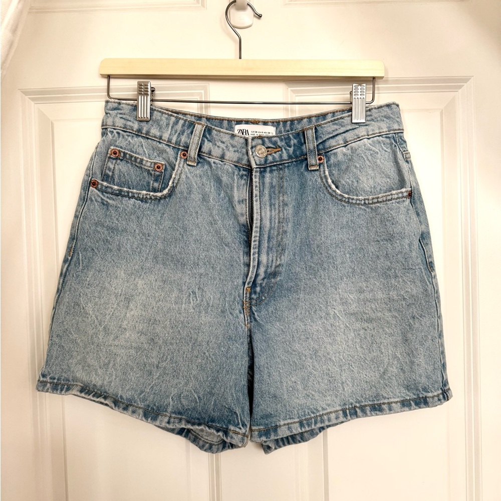 Zara Women's Light Blue Jean Shorts